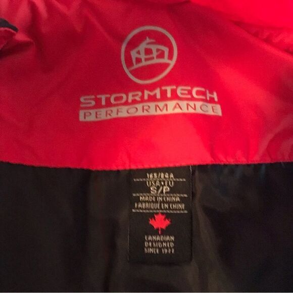 Stormtech vest  - Picture 5 of 7